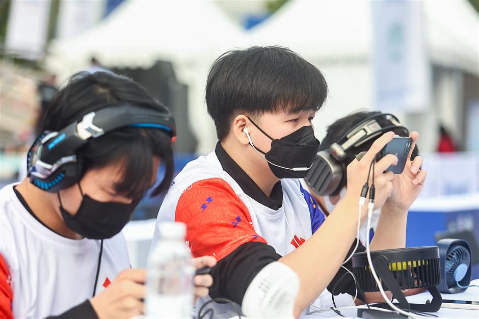 The Popular Sports Festival ends with a hiking contest