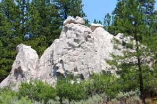 Hiking in Southern Utah Pine Park