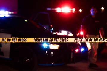 Two dead and 22 injured, including a child, in Chicago shootings
